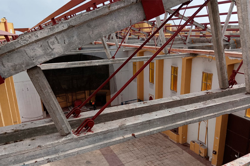 Obras en la Iglesia de San José / Árchivo