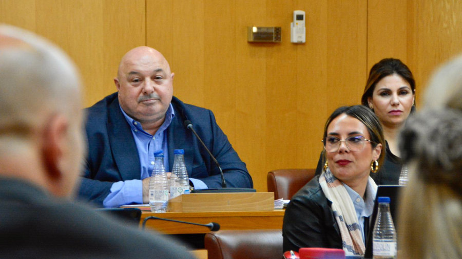 El consejero Cecchi, durante el pleno