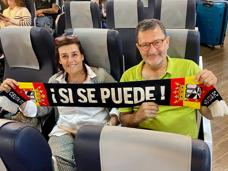 La afición caballa nunca falla_ expedición para apoyar a la AD Ceuta FC en Mérida