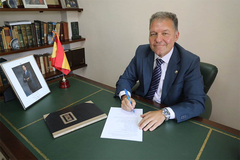 Enrique Roviralta, presidente del Colegio de Médicos de Ceuta