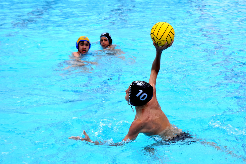 El Algeciras se cuela en la fiesta del CN Caballa y se lleva el Campeonato de Andalucía de Waterpolo