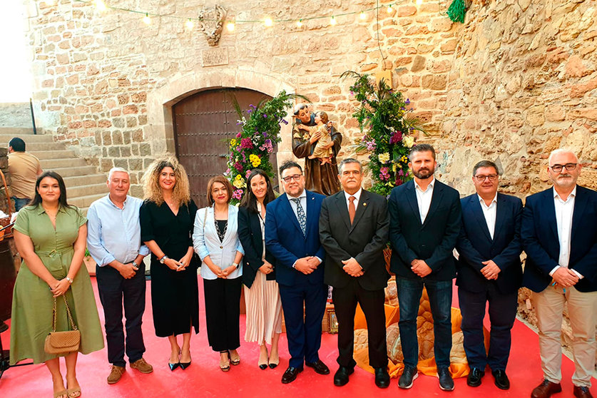 Acto en honor de San Antonio en la Casa de Ceuta en Melilla