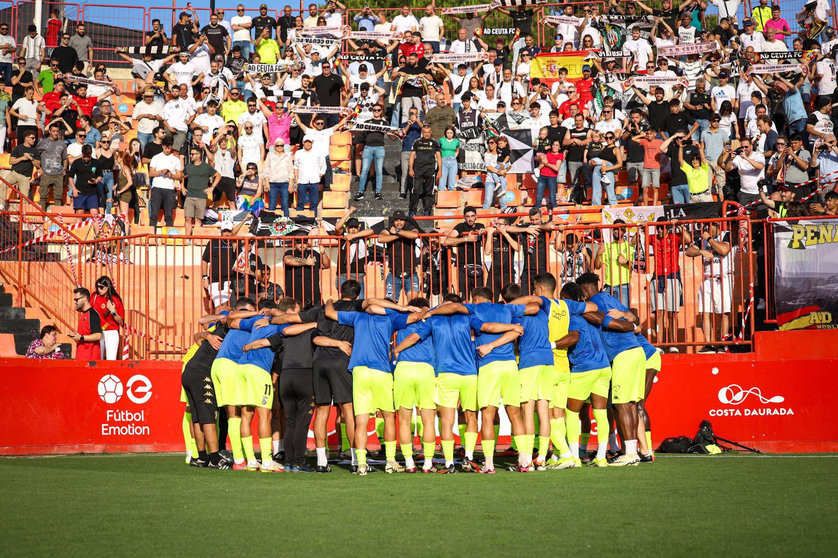 Afición y equipo, juntos en Tarragona