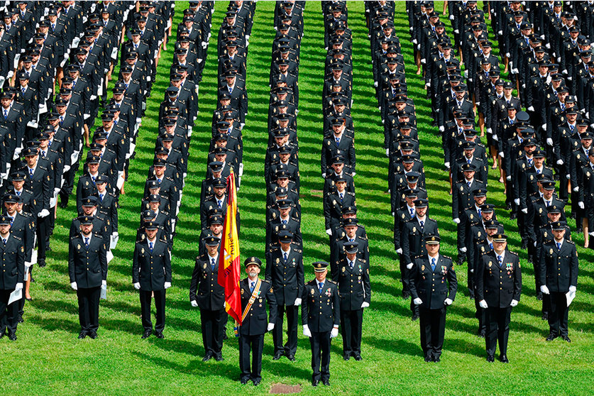 Jura de bandera de la Policía Nacional