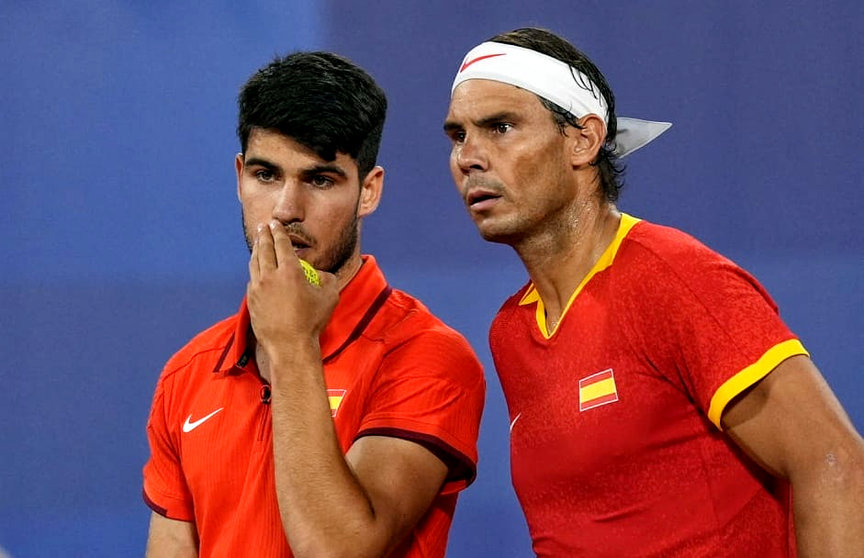 Carlos Alcaraz junto a Rafa Nadal. Foto: COE