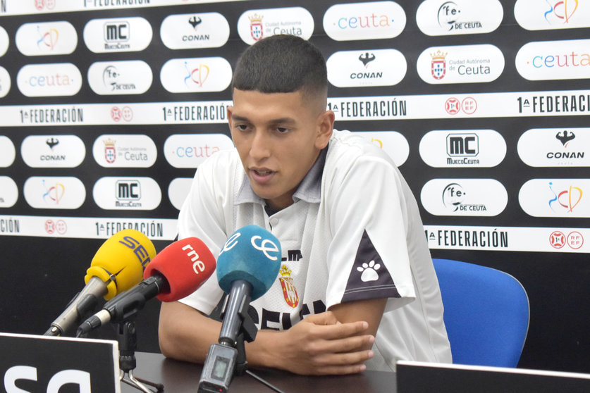 Taufek debuta en el Murube con la AD Ceuta FC