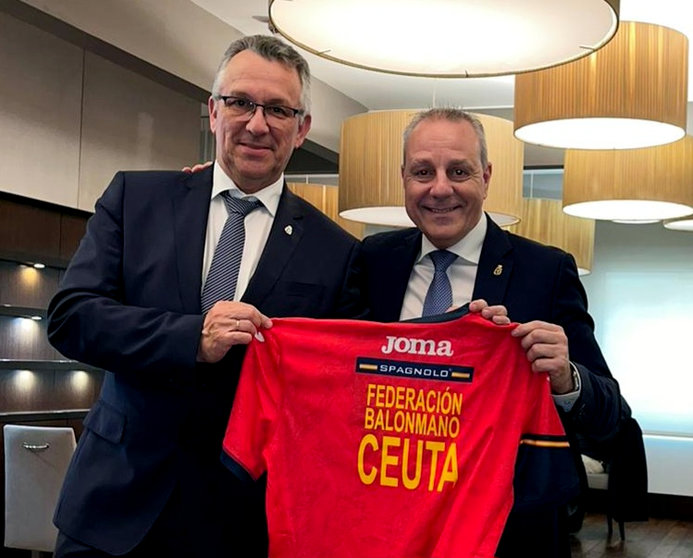 Vílchez junto a Bláquez, presidente de la Real Federación Española de Balonmano