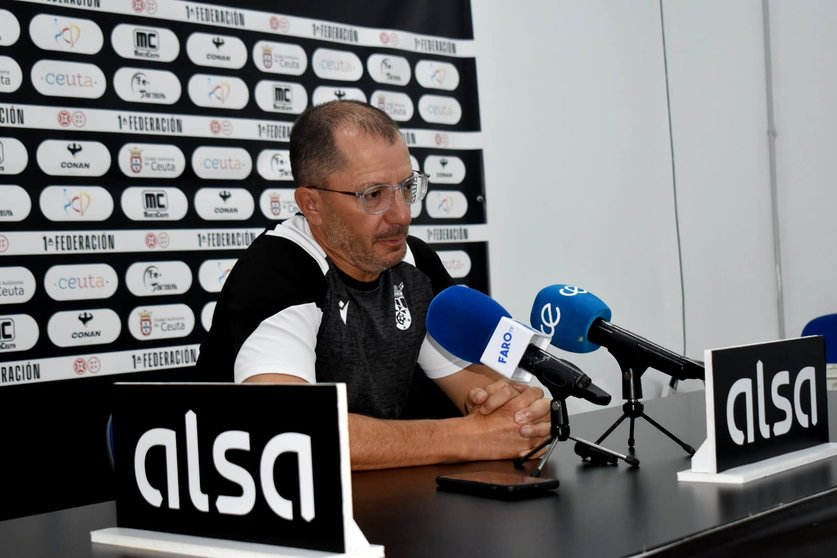 José Juan Romero, este sábado en la sala de prensa del Murube 